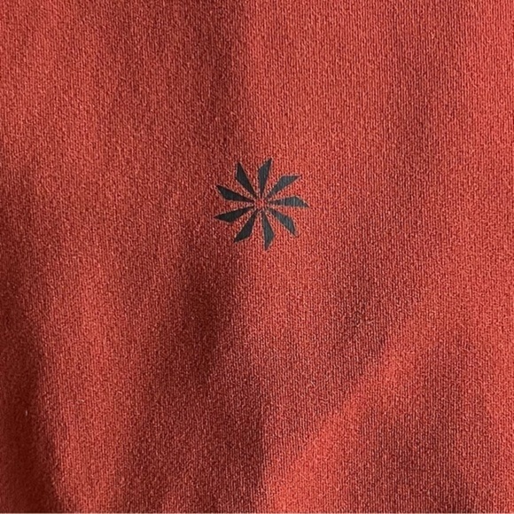 Athleta Salutation Stash Pocket II Twist 7/8 Legging - sz XS - Picture 7 of 10